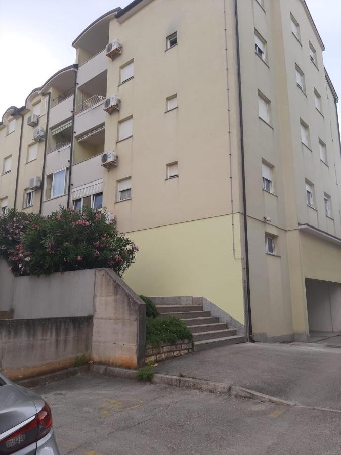 Apartman Sky 普拉 外观 照片